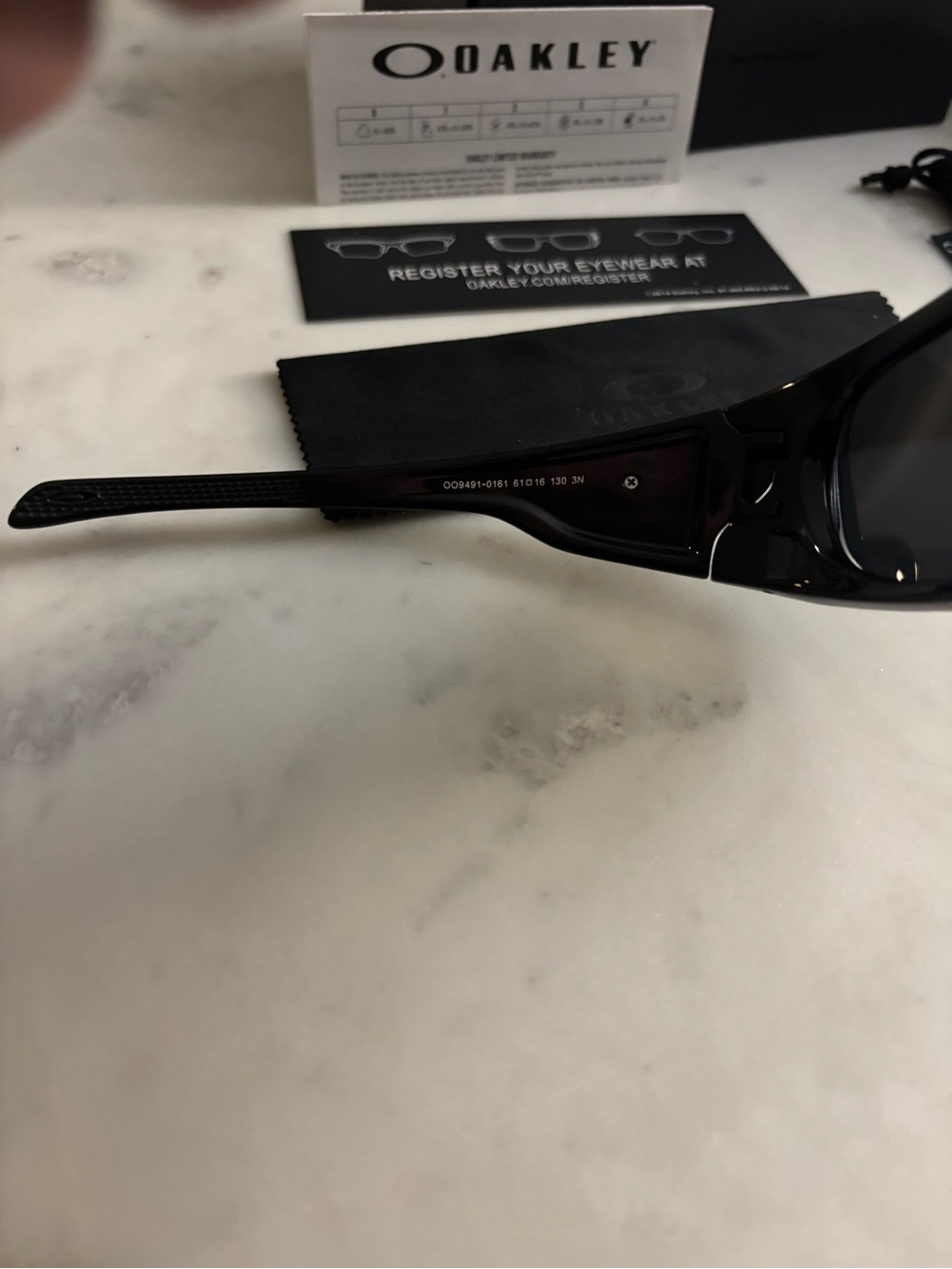 Oakley Belleville Sunglasses - Picture 6 of 7